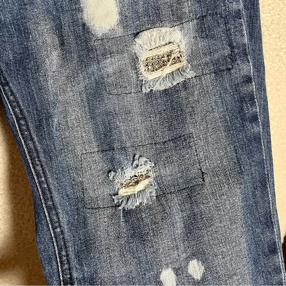 Allen B Allen Schwartz Women’s Embellished Distressed Denim Jeans Size 10 - Picture 6 of 11
